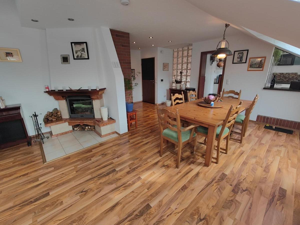 סארברוקן Komfort Ferienwohnung Biene מראה חיצוני תמונה
