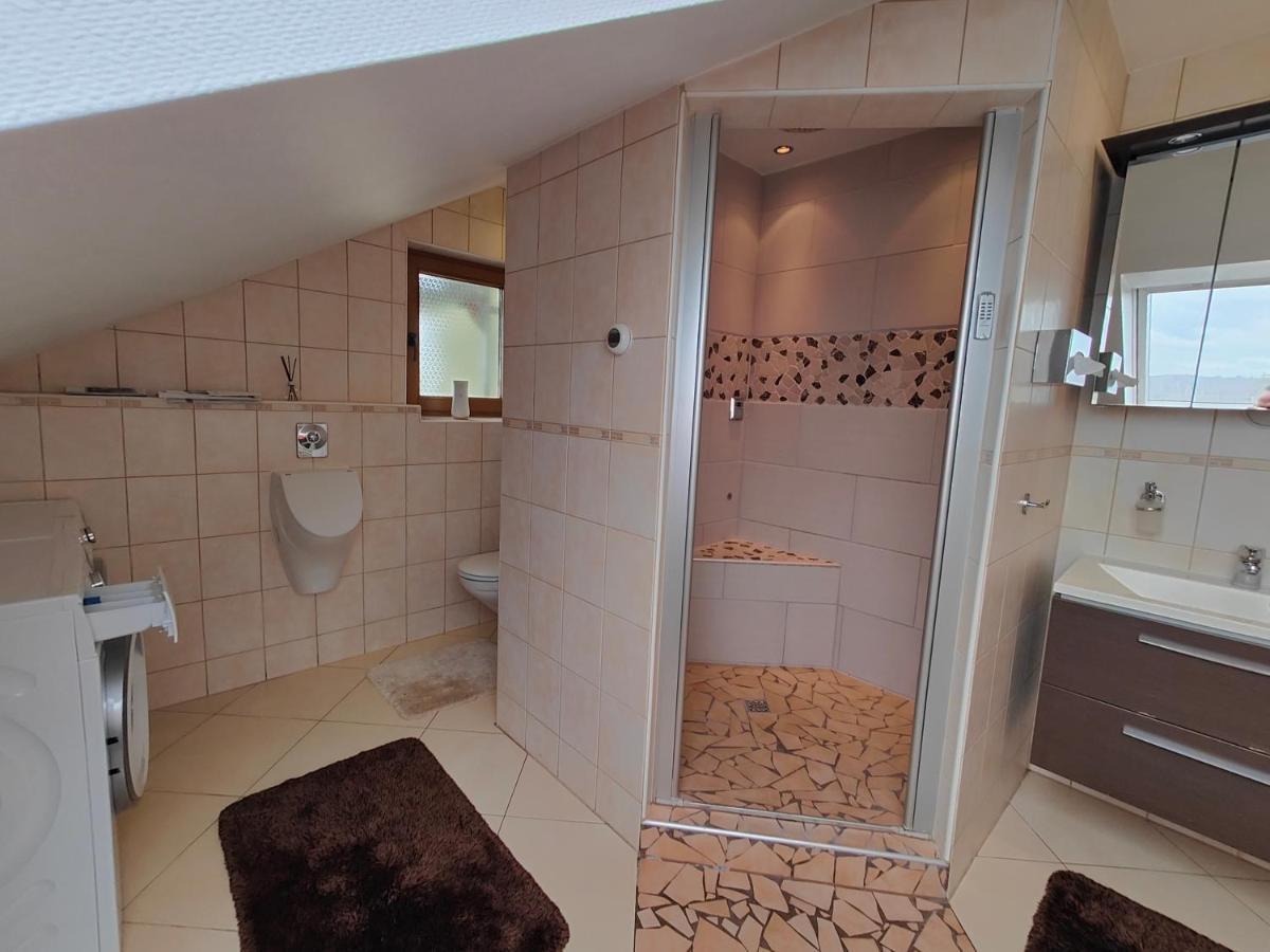 סארברוקן Komfort Ferienwohnung Biene מראה חיצוני תמונה