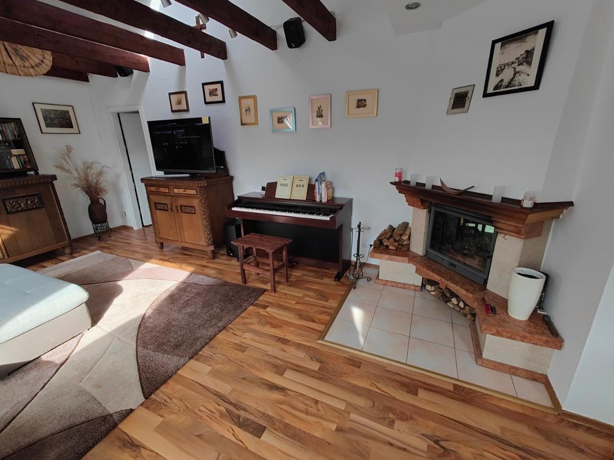 סארברוקן Komfort Ferienwohnung Biene מראה חיצוני תמונה