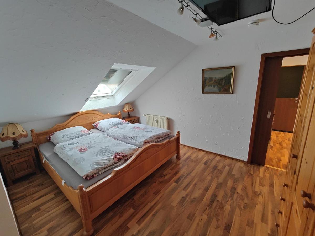 סארברוקן Komfort Ferienwohnung Biene מראה חיצוני תמונה