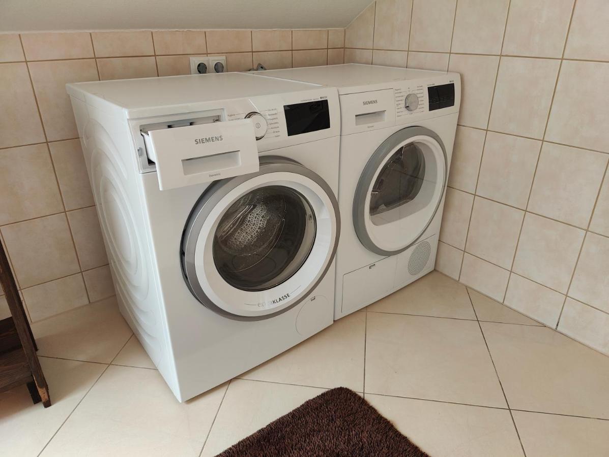 סארברוקן Komfort Ferienwohnung Biene מראה חיצוני תמונה